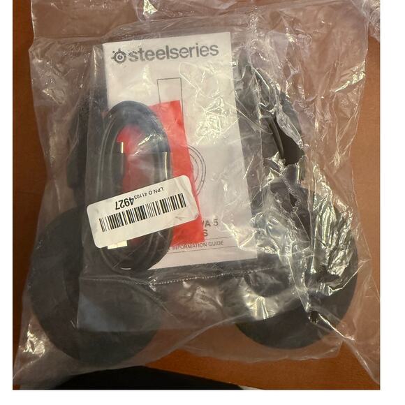 No Box Steel Series Arctis Nova 5 Wireless Refurbished - Picture 4 of 9